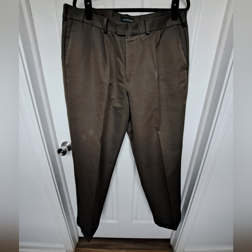 Dockers Men's Dark Brown Dress Pants